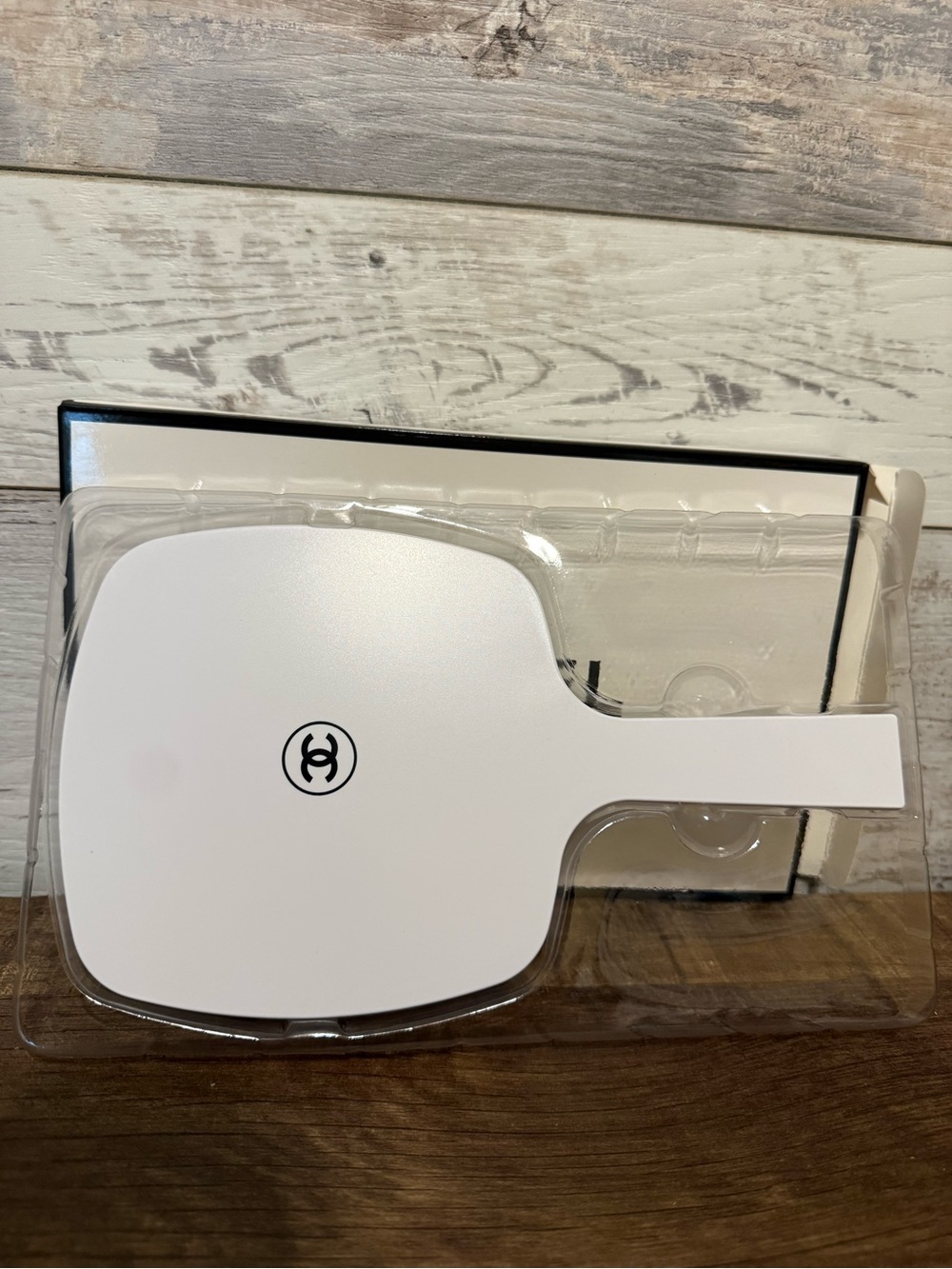 Chanel Authentic white Handheld  Mirror with CC Logo and box - Picture 2 of 3